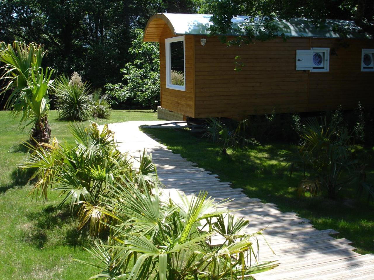 Marosenia Ttiki - Cabanes Et Spa Ascain Ngoại thất bức ảnh